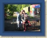 032 * 700 x 525 * (144KB)