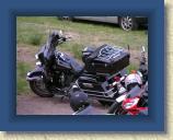 083 * 1600 x 1200 * (743KB)