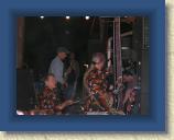 088 * 1600 x 1200 * (939KB)