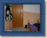 107 * 1600 x 1200 * (823KB)