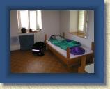 033 * 700 x 525 * (126KB)